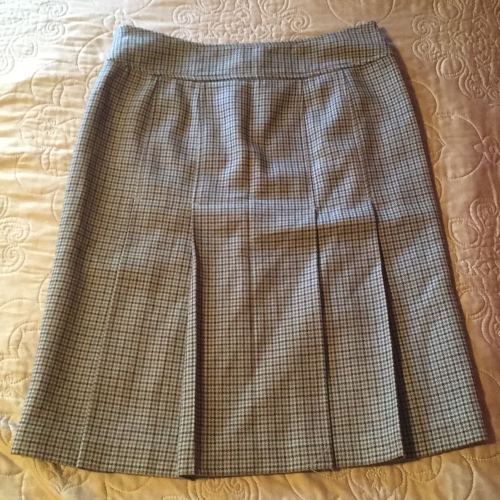 Houndstooth wool riding skirt